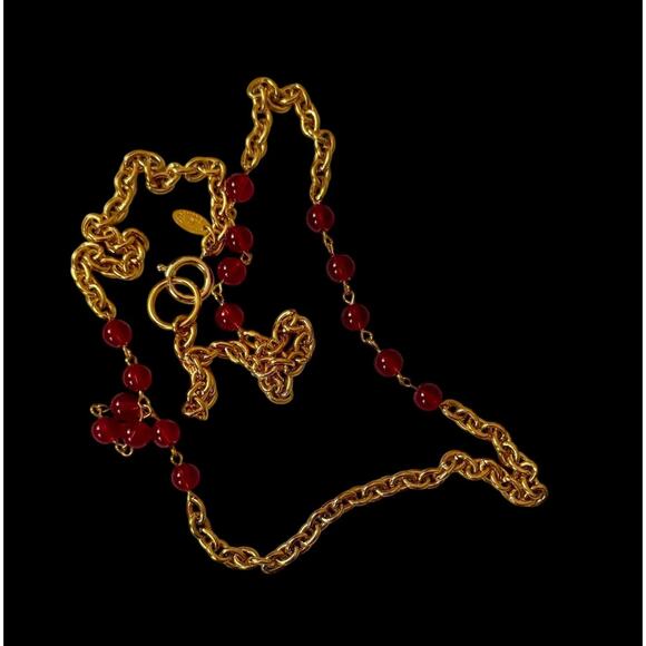 Vintage Chanel Gripoix Ruby Glass and Gold Chain
 Necklace - Picture 6 of 10